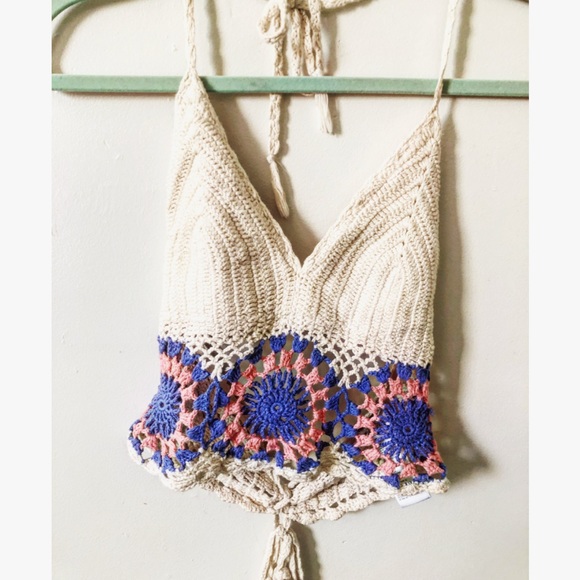 Ecote Crochet Floral Bra Top - Picture 3 of 6